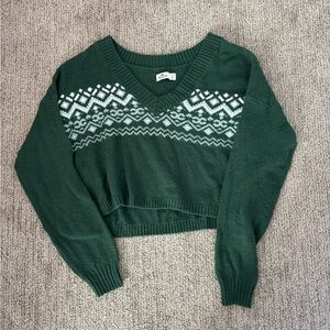 Hollister Forest Green V-Neck Sweater with Cream Pattern